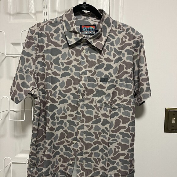 BURLEBO Men's Performance Button-Up Short Sleeve Shirt - Picture 1 of 4